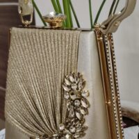 Elegant Gold Party Clutch – Premium Imported Design with Chain - Image 6