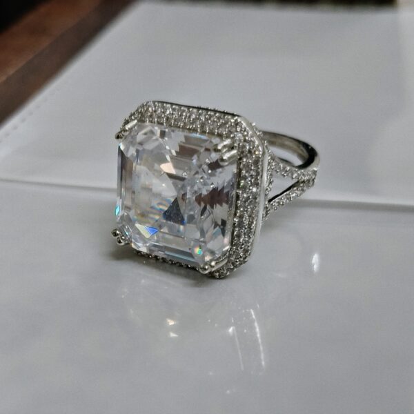 Crystal Majesty Silver Halo Ring