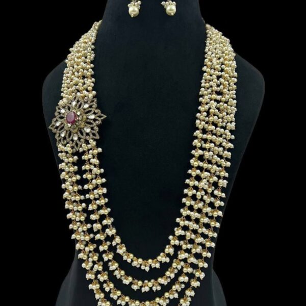Elegant Royal Pearl Cluster Necklace Set